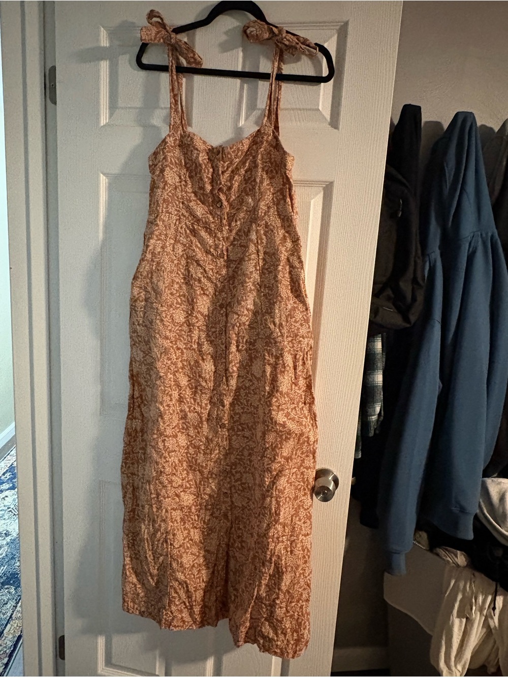 Faherty linen floral maxi dress with functional buttons and tie straps